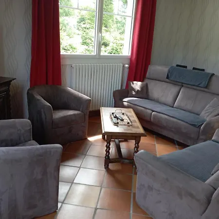 Ferienhaus La Maison Au Coeur De L Auvergne Lanobre