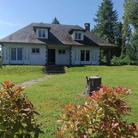 La Maison Au Coeur De L Auvergne Semesterbostad Lanobre