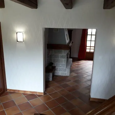 La Maison Au Coeur De L Auvergne Ferienhaus Lanobre