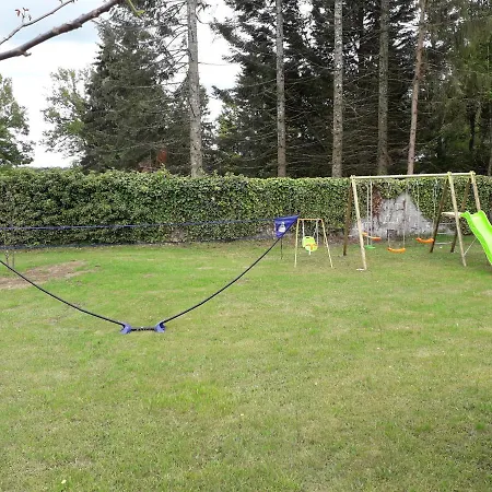 La Maison Au Coeur De L Auvergne 度假居